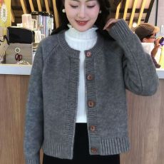 批发【<b class='q'>北极</b><b class='q'>绒</b>洗水】韩版慵懒风时尚毛衣外套女秋冬针织衫上衣