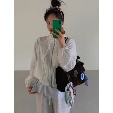 批发已出 chic百搭小众刺绣<b class='q'>蕾丝</b><b class='q'>风衣外套</b>