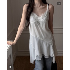 批发有货 chic<b class='q'>蕾丝</b><b class='q'>吊带</b>衫不规则下摆打底背心女