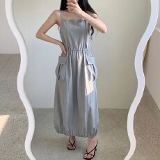批发有货 chic 2026韩版复古收腰大口袋吊带<b class='q'>连衣裙</b>