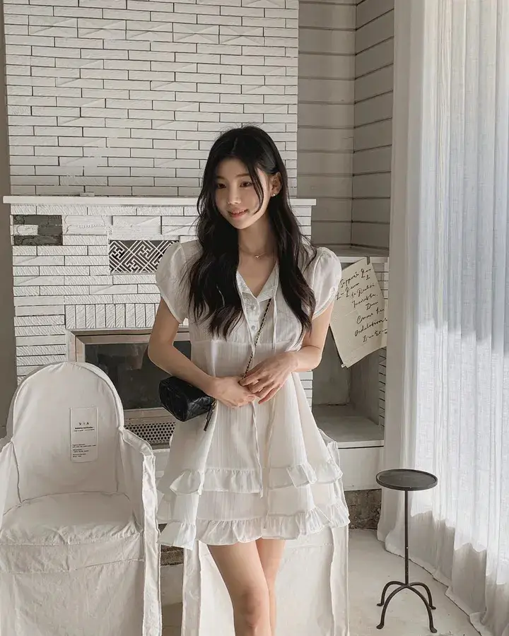 러플 디테일 하프넥 쉬폰 원피스 상세 이미지 12