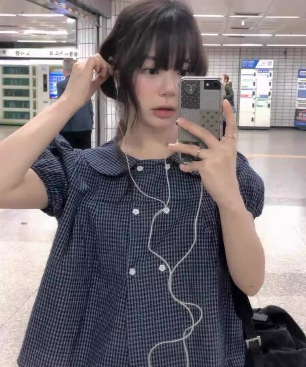 재고 있음 2026 새로운 한국 스타일 패션 다용도 레트로 베이비 칼라 체크무늬 맨위 여성