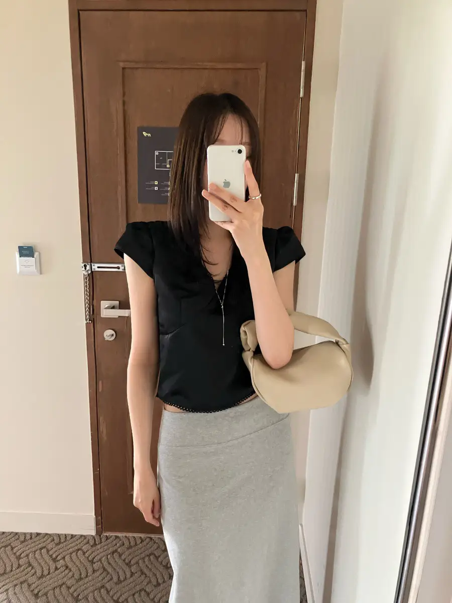 레이스 배색 새틴 반소매 탑 상세 이미지 3