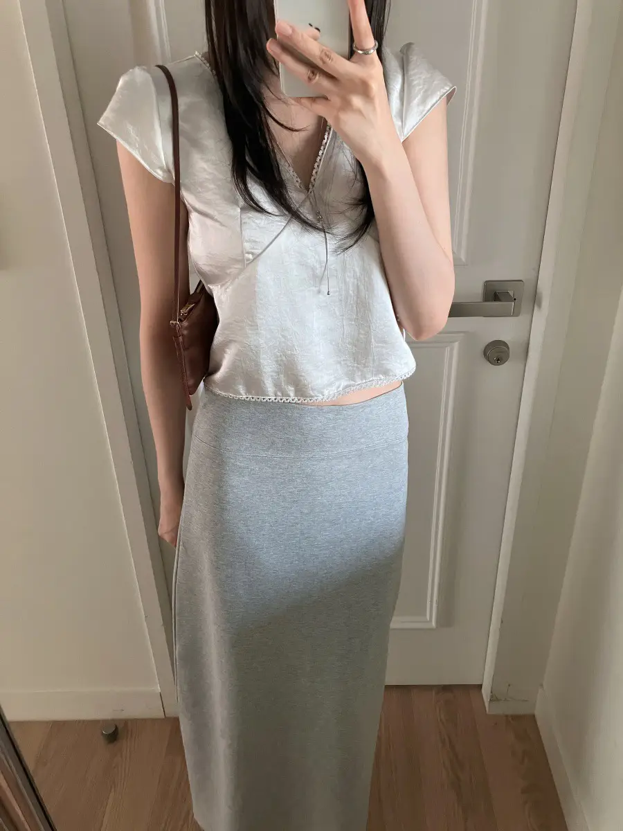레이스 배색 새틴 반소매 탑 상세 이미지 9