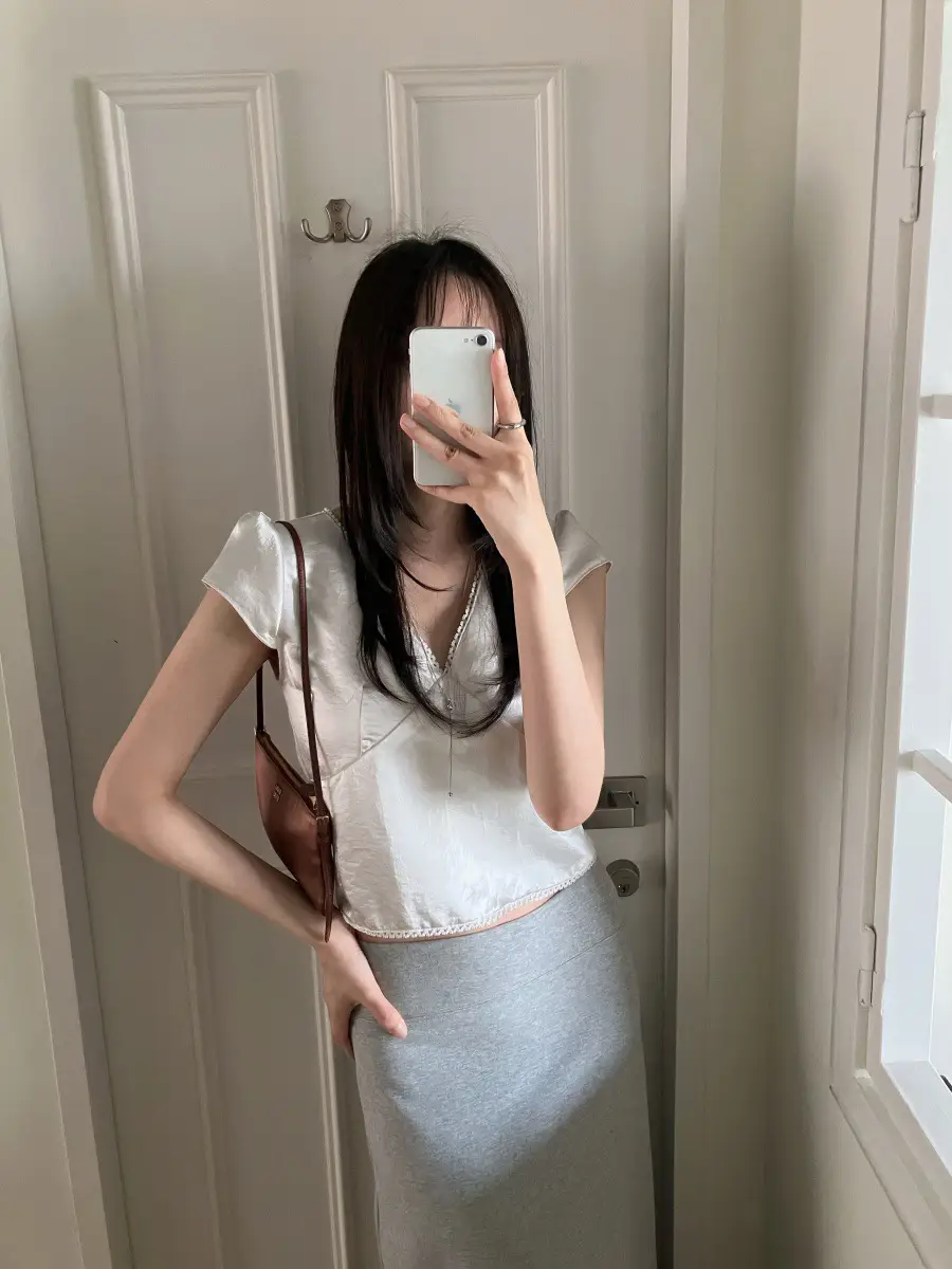 레이스 배색 새틴 반소매 탑 상세 이미지 21