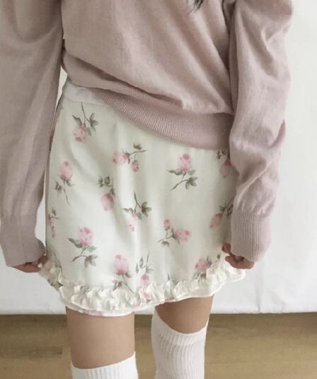 재고 있음 chic 일본식 크림 장미 낭만주의 센스 분위기 레이스 반신 미니 스커트
