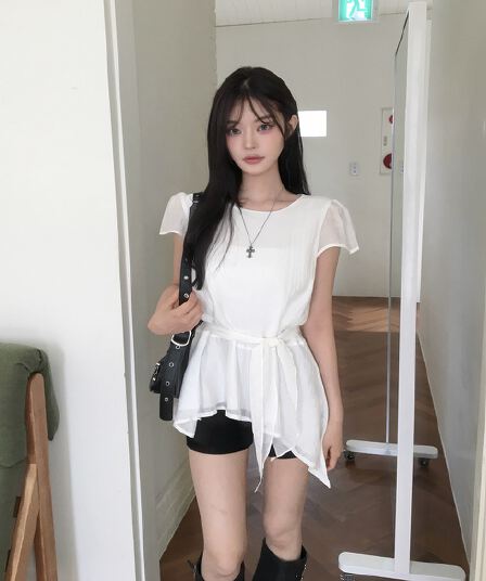 재고 있음 chic 동대문 새로운 미니멀리즘 불규칙 허리 수축 슬림해 보이는 라운드 넥 쉬폰 블라우스