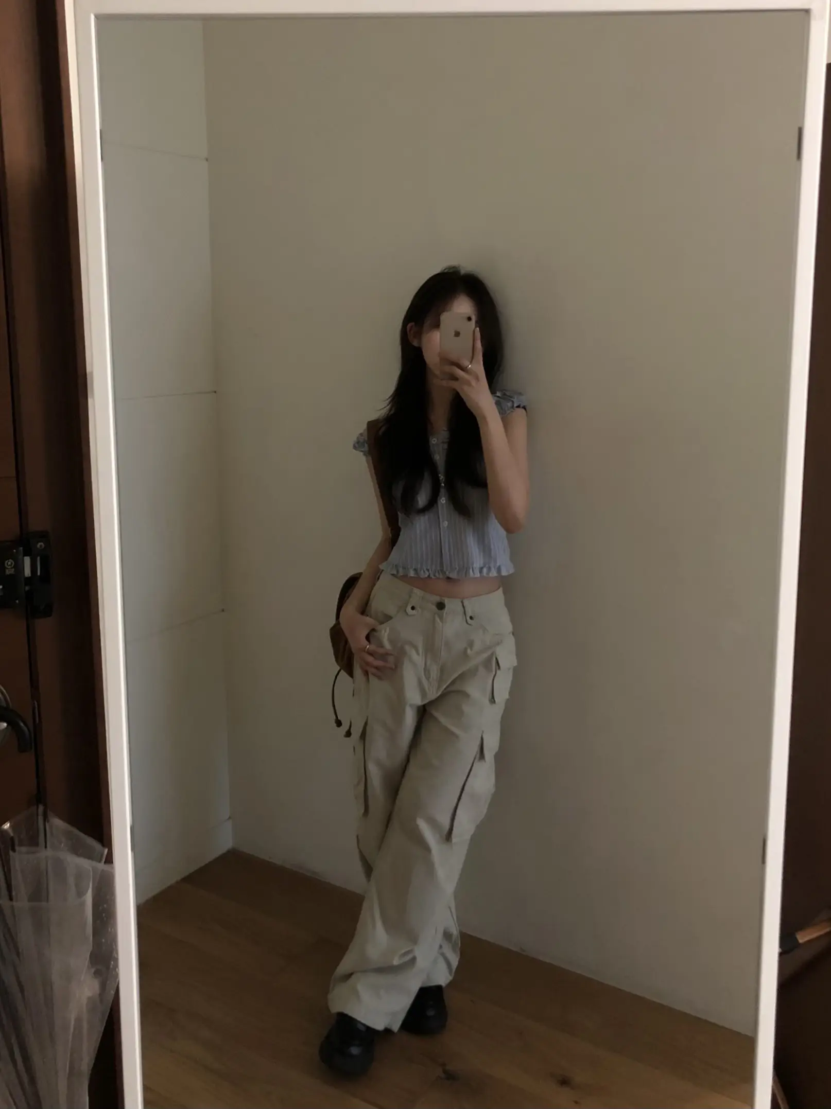 러플 블루 스트라이프 오프숄더 2웨이 셔츠 상세 이미지 23
