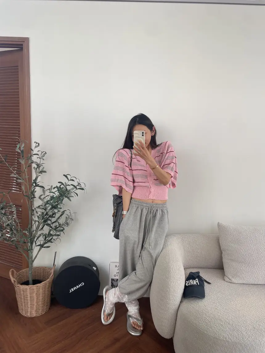 퍼프소매 V넥 니트 가디건 상세 이미지 9