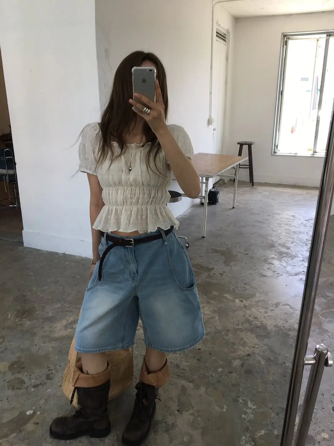 쉬폰 도트 자카드 오프숄더 블라우스 상세 이미지 3