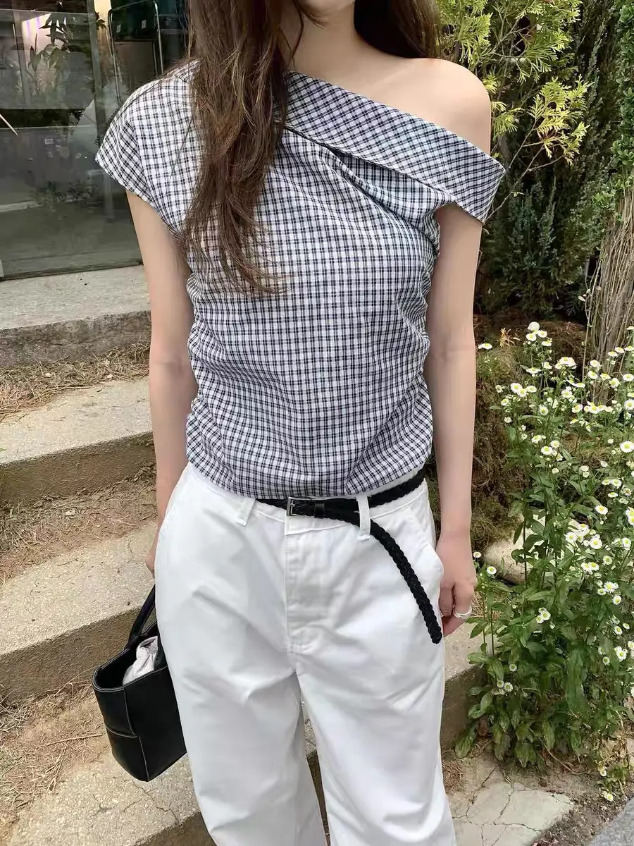 여름 비대칭 원숄더 체크 셔츠 상세 이미지 8
