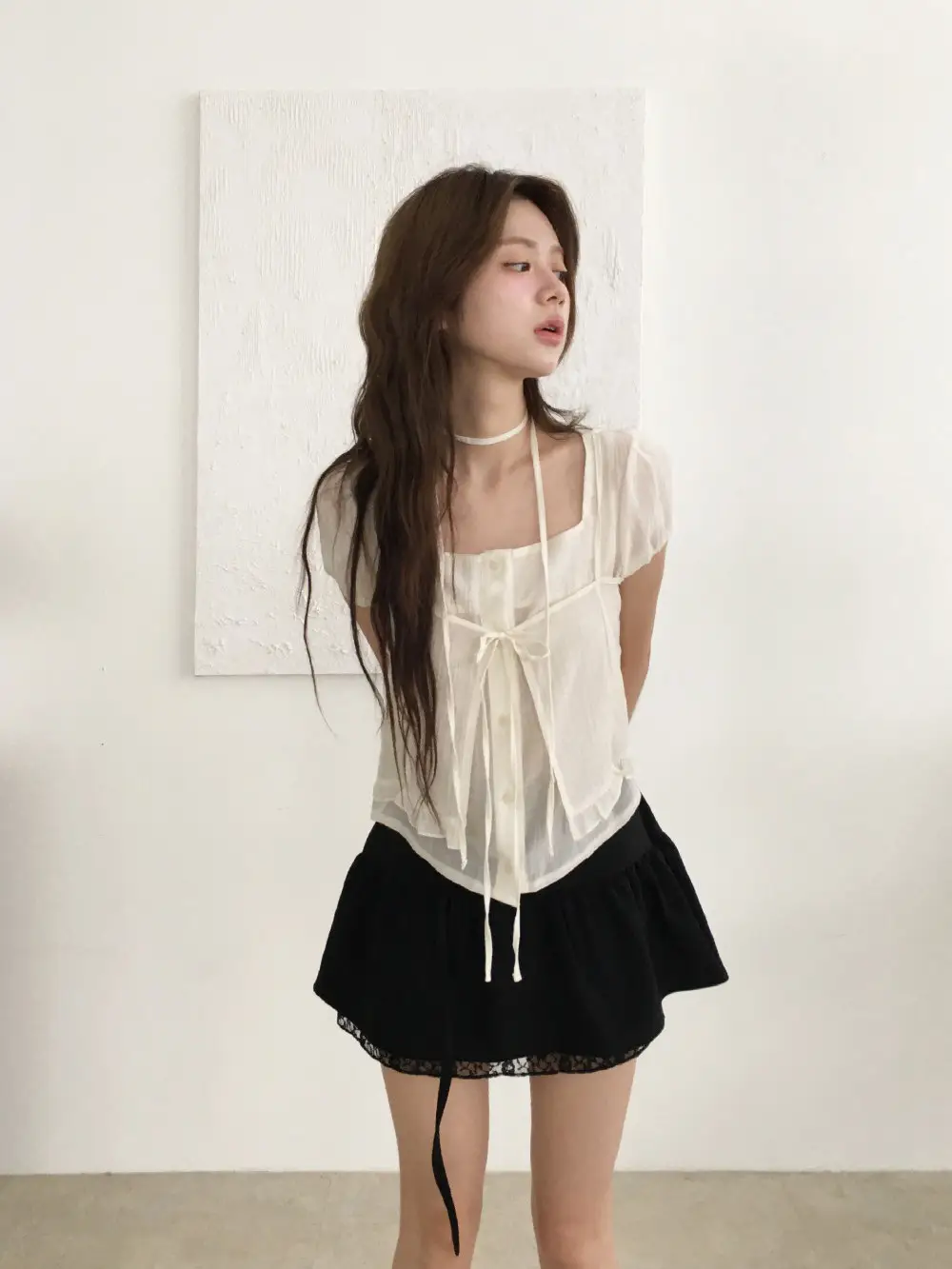 끈 디테일 레이어드 루즈 반소매 블라우스 상세 이미지 4