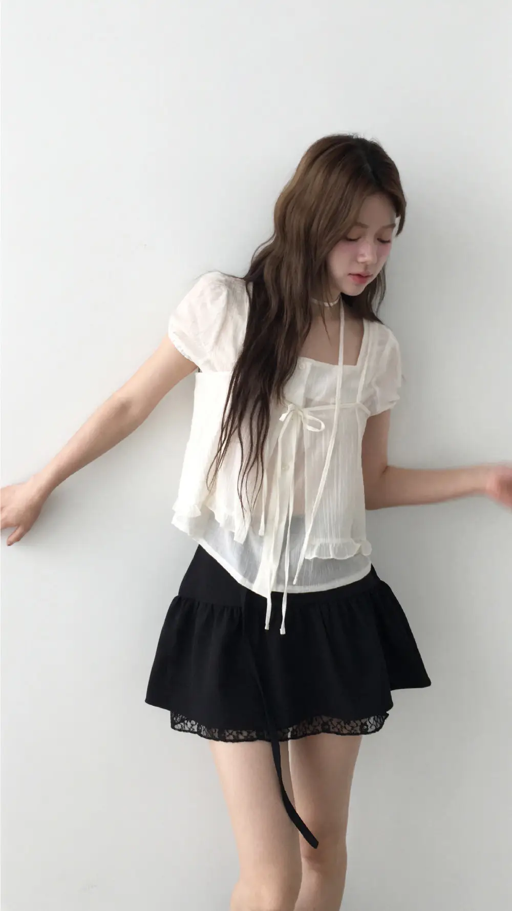 끈 디테일 레이어드 루즈 반소매 블라우스 상세 이미지 13