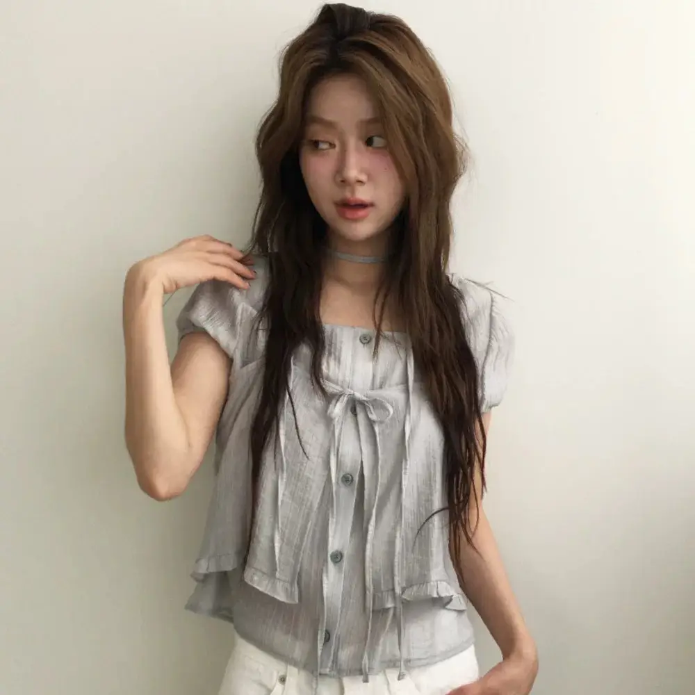 끈 디테일 레이어드 루즈 반소매 블라우스 상세 이미지 14