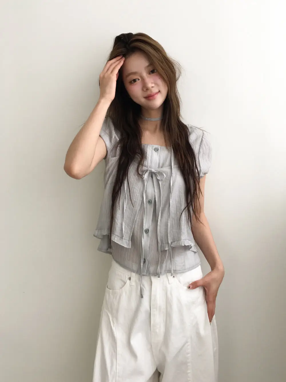 끈 디테일 레이어드 루즈 반소매 블라우스 상세 이미지 15