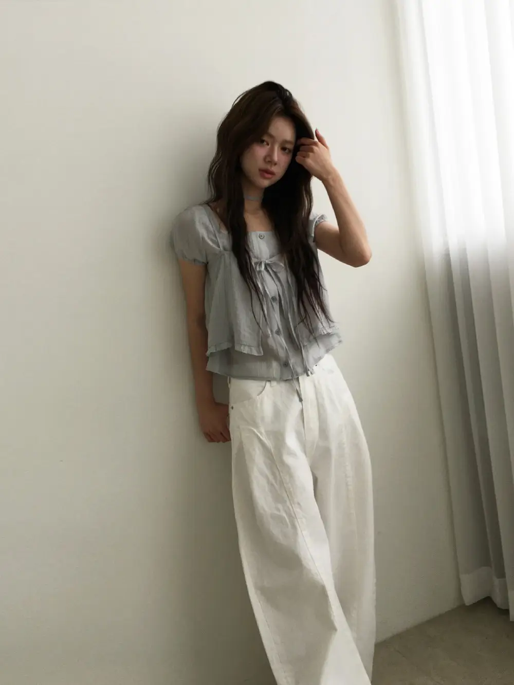 끈 디테일 레이어드 루즈 반소매 블라우스 상세 이미지 18