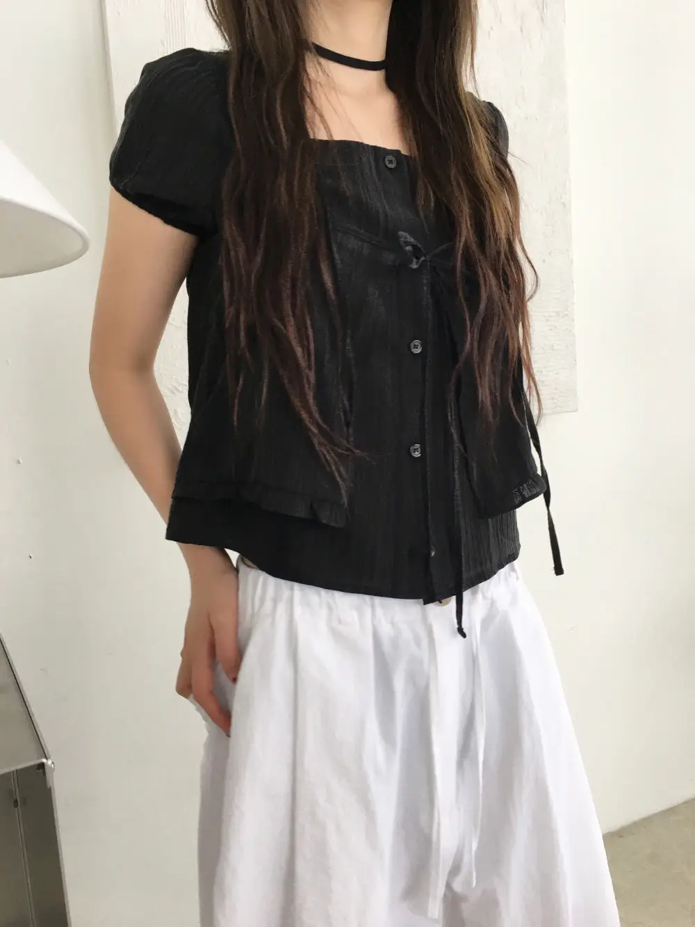 끈 디테일 레이어드 루즈 반소매 블라우스 상세 이미지 29