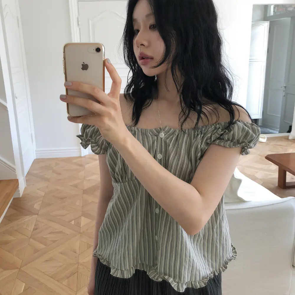 빈티지 스트라이프 오프숄더 러플 퍼프소매 셔츠 상세 이미지 1