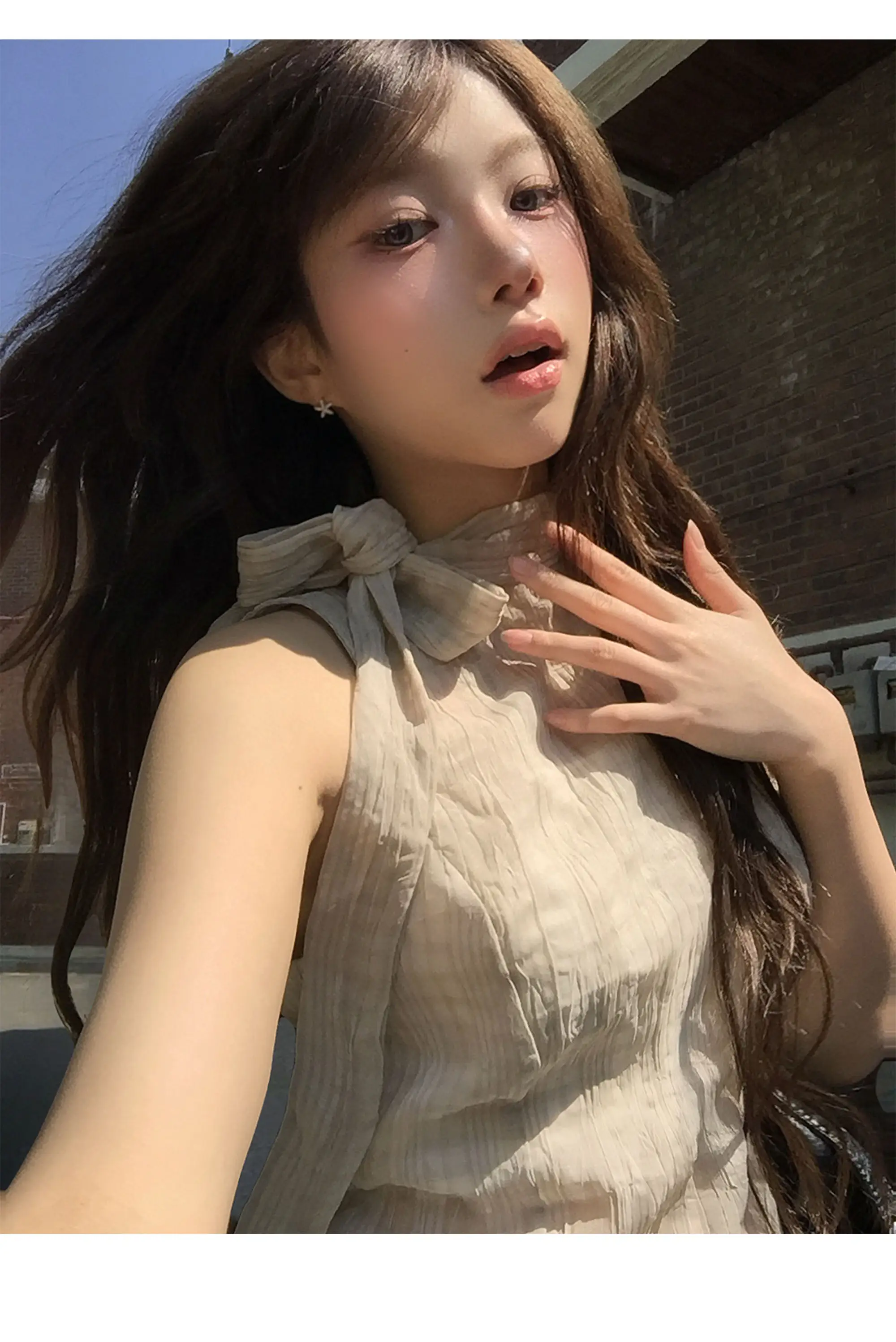 레트로 스탠드 칼라 홀터넥 리본 타이 주름 체크 민소매 셔츠 상세 이미지 16