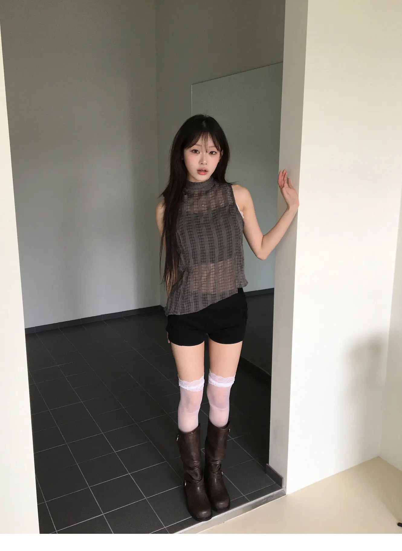 레트로 스탠드 칼라 홀터넥 리본 타이 주름 체크 민소매 셔츠 상세 이미지 20