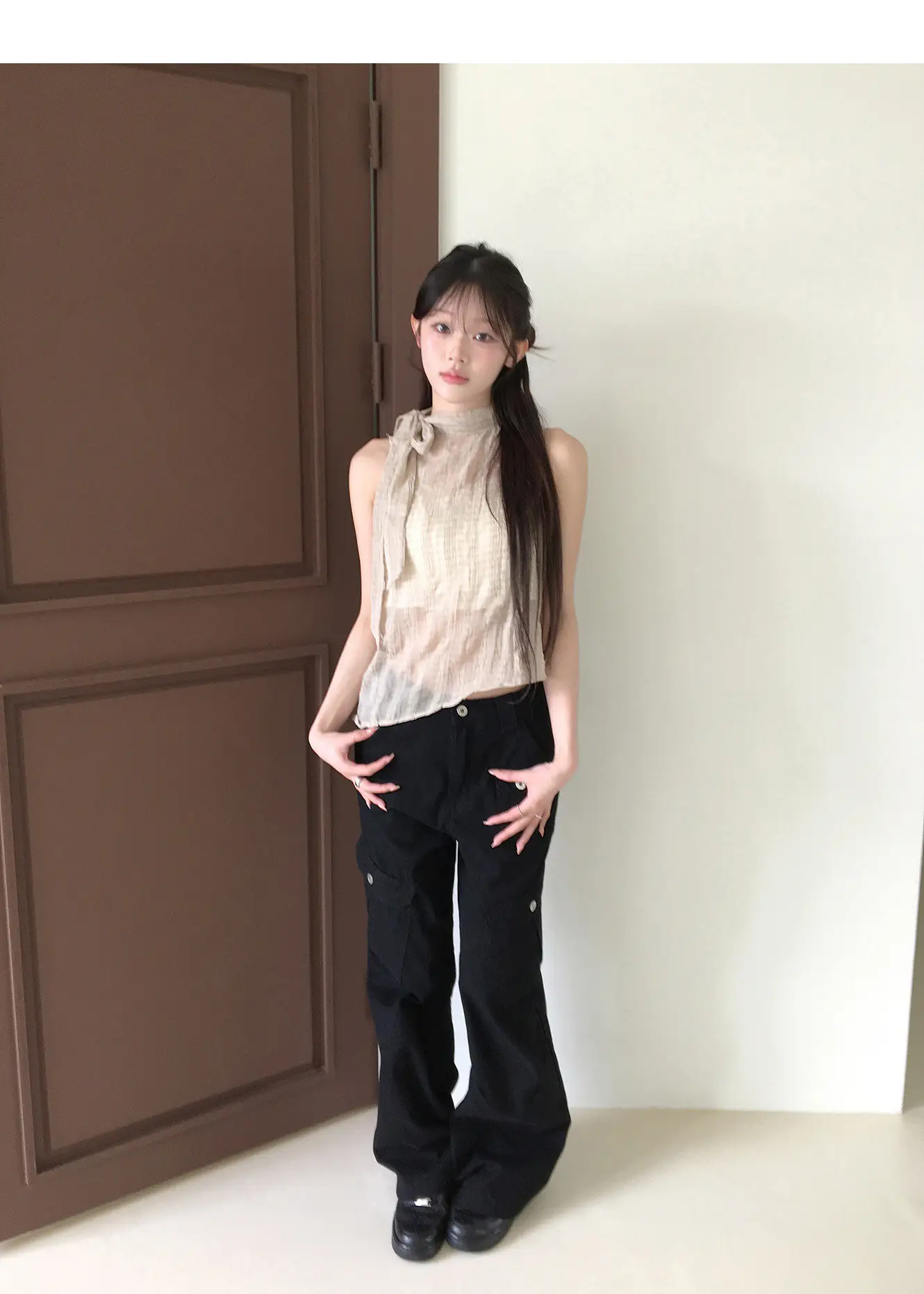 레트로 스탠드 칼라 홀터넥 리본 타이 주름 체크 민소매 셔츠 상세 이미지 28