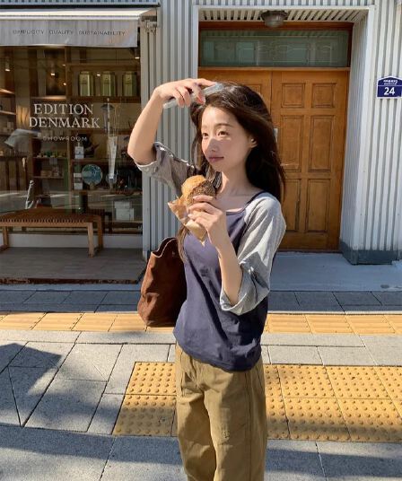 재고 있음 한국 ins 여름 루즈핏 디자인 센스 배색 티셔츠 여성
