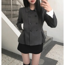 批发已入库 chic氛围感日系jk学院感显瘦纽扣设计好版型<b class='q'>西服</b>外套