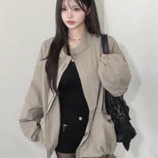 批发已入库 chic 秋冬百搭户外休闲风宽松抽绳衣摆短外套26<b class='q'>春</b>季新款女