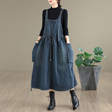 批发秋季新款实拍水洗牛仔休闲大码<b class='q'>背带</b>连衣裙女