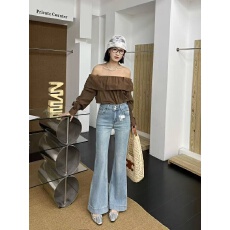 高腰显瘦微喇牛仔裤女2026春秋季新款修身弹力高级感喇叭裤