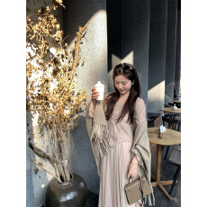 批发实拍实价  新款喇叭袖蕾丝弹力<b class='q'>修身</b>显瘦内搭可外穿上衣