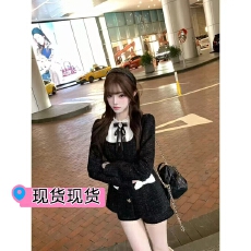 批发林林在忙夜耀千金 千金星光细闪黑白拼接<b class='q'>上衣</b>+高腰毛呢花边短<b class='q'>裤</b>