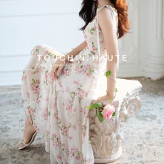 批发桃花遐想 法式氛围感真丝/<b class='q'>雪纺</b>印花碎花吊带<b class='q'>连衣裙</b>