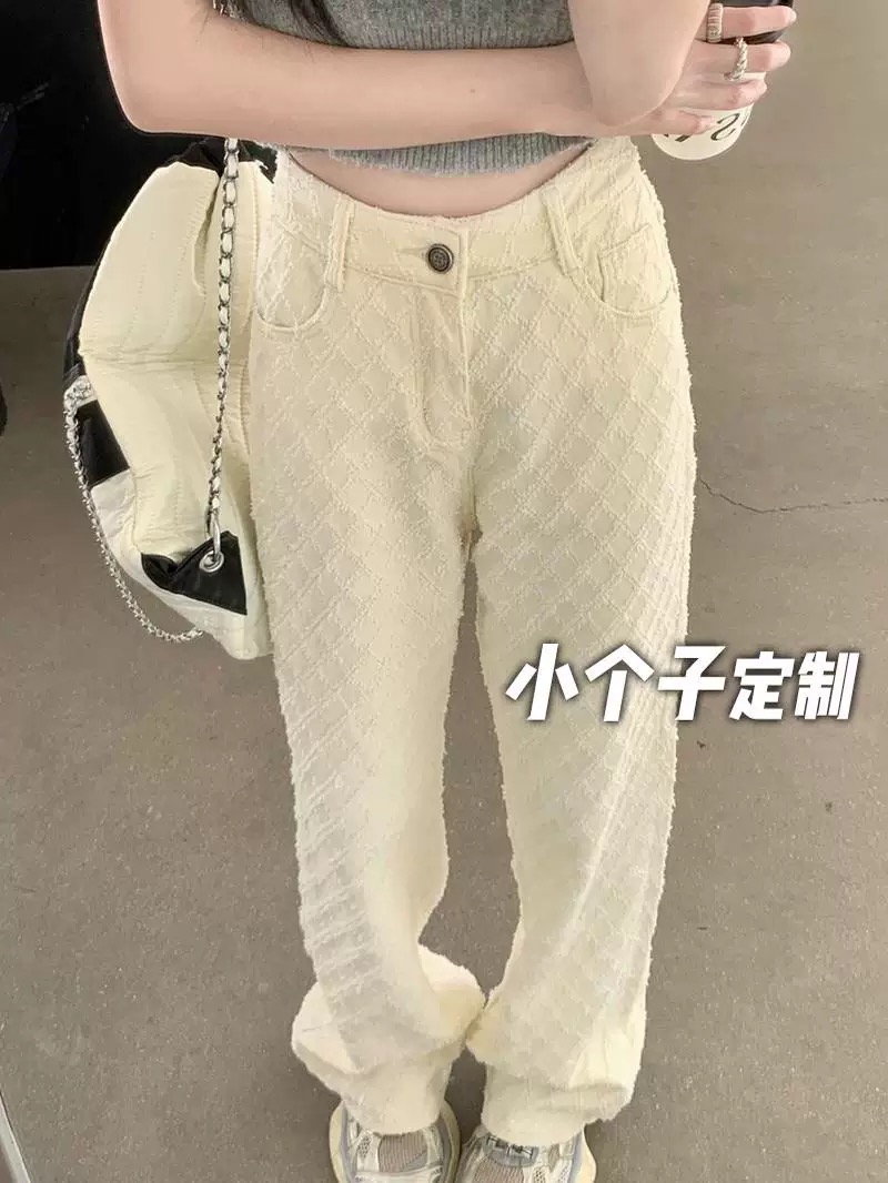 우유 화이트 다용도 샤오시엔 바지 오목함 엠보싱 스트레이트 팬츠 캐주얼 슬림해 보이는 세련된 데님 긴 바지 여성