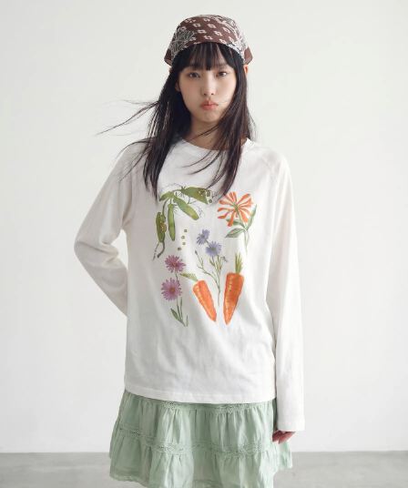 실버 산허리 문예 느슨함 센스 루즈핏 느긋한 바람 만나는 맨위 수채화 프린트 긴팔 티셔츠 루즈핏 캐주얼