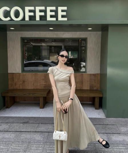 tach paola 프랑스식 빛 럭셔리 오프숄더 반신 치마 세트 달콤함 부드러운 바람 여름 품격 슬림해 보이는 투피스 세트