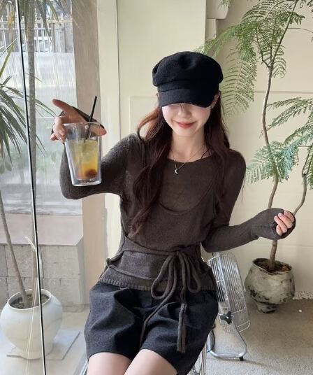찹쌀 찹쌀 너 아니요 개화 한 miu 부서 조끼 스택 착용 스트랩 디자인 페이크 레이어드 긴팔 얇은 니트 스웨터