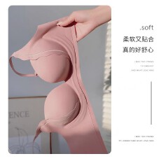 加厚内衣女士小胸聚拢新款收副乳防下垂加厚馒头杯无痕文胸套装