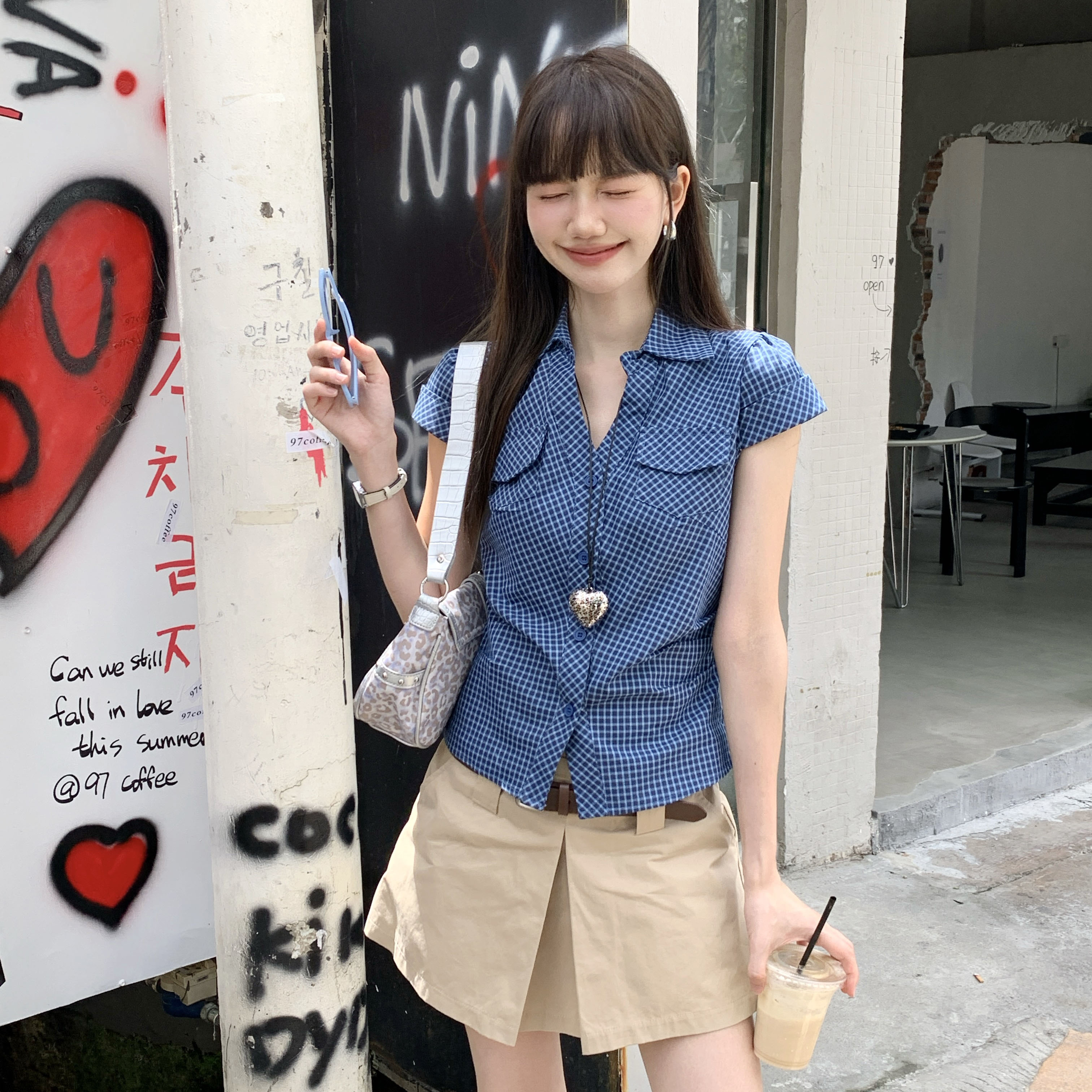 MY11309# 蓝色短袖格子衬衫女夏衬衣修身显瘦外搭短款收腰衣女裝貨源服...
