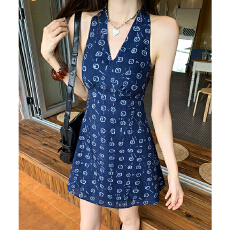 批发实拍实价#法式<b class='q'>碎花</b>系带挂脖v领连衣裙女2026新款春季气质收腰吊带