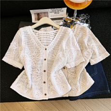 批发法式<b class='q'>镂空</b>短袖衬衫女重工钉珠蕾丝钩花上衣夏季新款减龄v领小衫薄