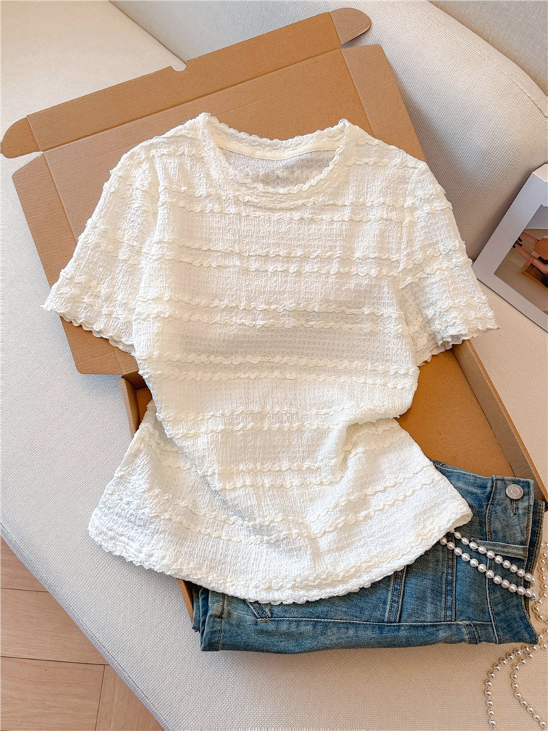 한 부서 프릴 라운드 넥 반팔 티셔츠 여성 2026 년 여름 새로운 작은 대중 고유 한 Chic 디자인 센스 맨위