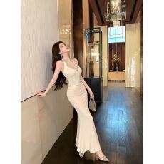 批发韩版重工镶钻露背黑色吊带挂脖性感内搭加绒<b class='q'>显瘦</b>包臀连衣裙