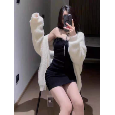 批发辣妹一字肩挂脖闪钻吊带<b class='q'>连衣裙</b>女性感显瘦包臀小妈打底加绒裙