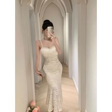 批发甜美小清新高级感穿搭御姐范风情万种钉珠蕾丝鱼尾吊带<b class='q'>连衣裙</b>