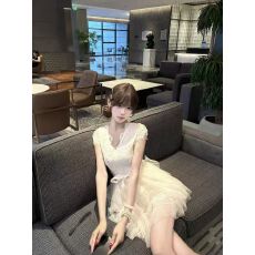 批发富豪千金宴会晚<b class='q'>礼服</b>气质名媛高级感V领蝴蝶结蕾丝网纱收腰两件套
