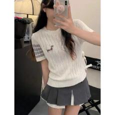 批发实价<b class='q'>韩版</b>设计感学院风小狗刺绣麻花针织衫短袖上衣女修身打底上衣