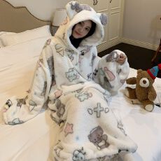 批发果子狸 珊瑚绒260克宽松大睡袍中长款连帽睡裙女士家居服