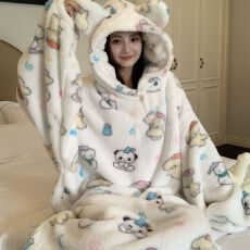 批发果子狸 珊瑚绒260克宽松大睡袍中长款连帽睡裙女士家居服