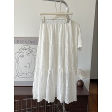 批发白色<b class='q'>半身裙</b>女春秋冬季新款高腰a字大摆伞裙中长款蕾丝蛋糕裙